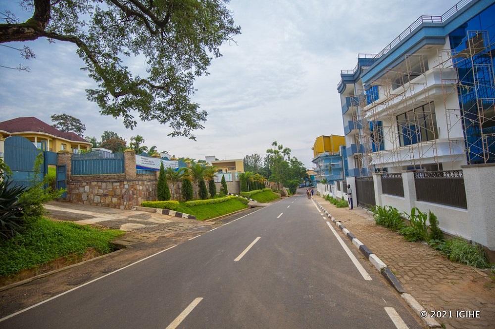 Centre Alliance is located in Kiyovu nearby La Gardienne.