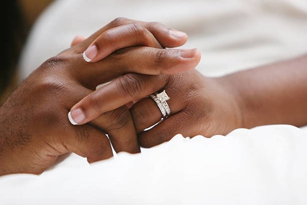 Married couples advise single people not to be influenced while choosing their life partners. Photo Getty Images