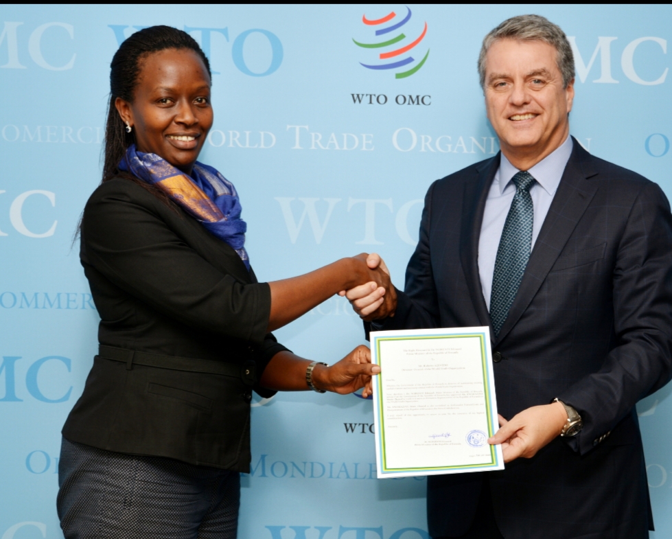 Amb. Rwakazina presented letters of credence to the head of WTO, Roberto Azevêdo, on 29th October 2019 at headquarters of the organization in Geneva, Switzerland.
