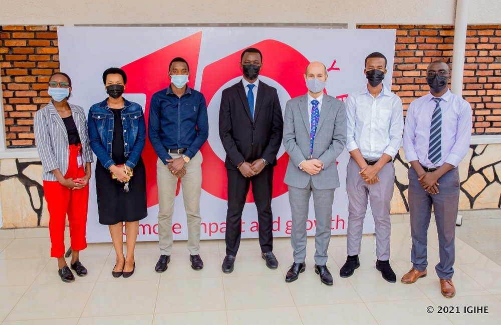 British High Commissioner to Rwanda in a group photo with AOG Rwanda management and supported entrepreneurs.  