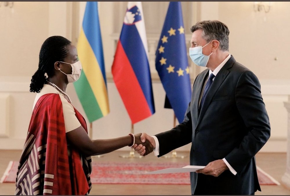 Ambassador Marie Chantal Rwakazina presenting letters of credence to Borut Pahor, the President of the Republic of Slovenia. 