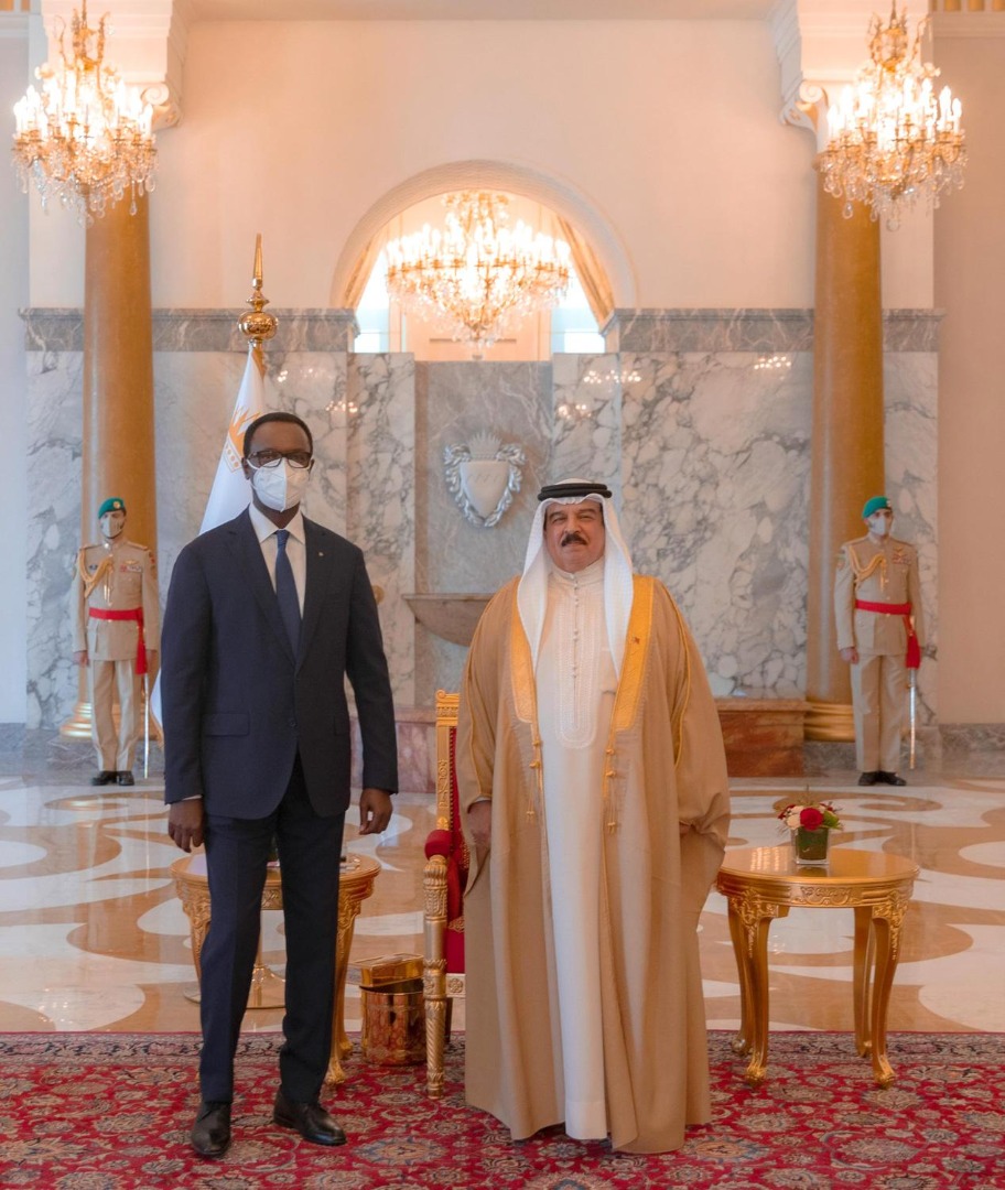 Ambassador Emmanuel Hategeka has presented letters of credence to to the King of Bahrain, Hamad bin Isa Al Khalifa to represent Rwanda in the country with residence in Abu Dhabi.
