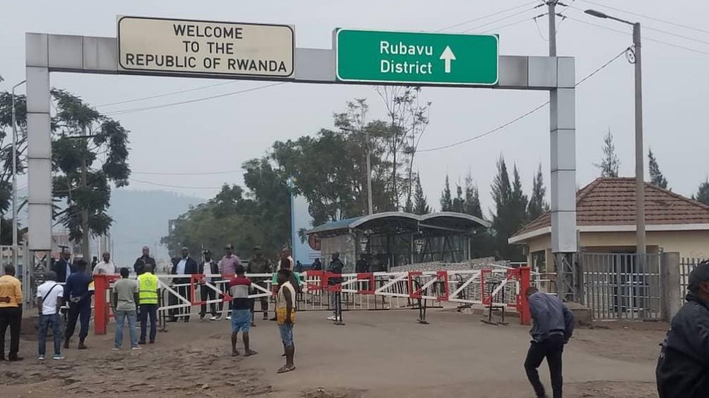 The Congolese soldier has been shot dead at the country's border with Rwanda in Rubavu District.
