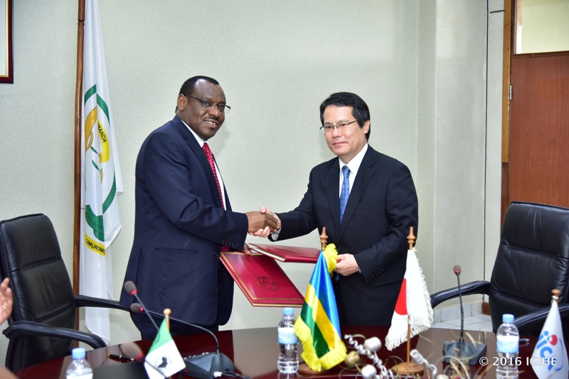 The Minister of Finance and Economic Planning, Amb Gatete Claver and Japan’s ambassador to Rwanda, Takayuki Miyashita