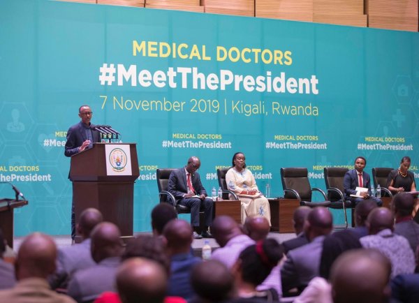 Kagame asked medical practitioners to reduce the prevalence of health tourism and change the mindsets of people with wrong perceptions that Rwanda can’t make it.