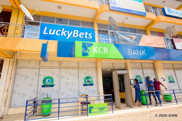 RBA has advised all banks in Rwanda to close some branches especially those located in Kigali in a bid to help prevent the spread of coronavirus.