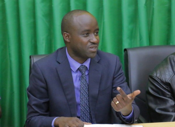 The Mayor of Gisagara District, Rutaburingoga Jérôme said that those that disobey the control measure shall continue to face off with the law. 