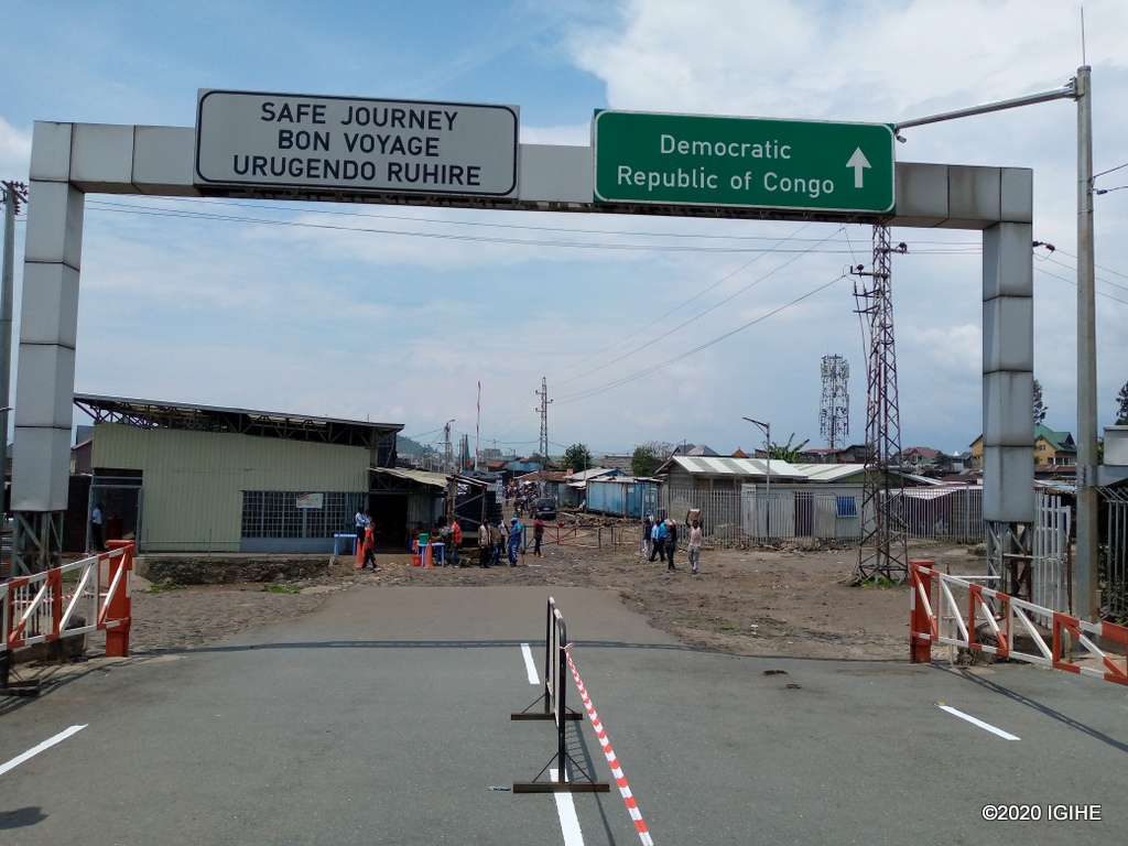 The warning follows recent incident where on of smugglers in Rubavu District was fatally shot as they confrontated Police officers.