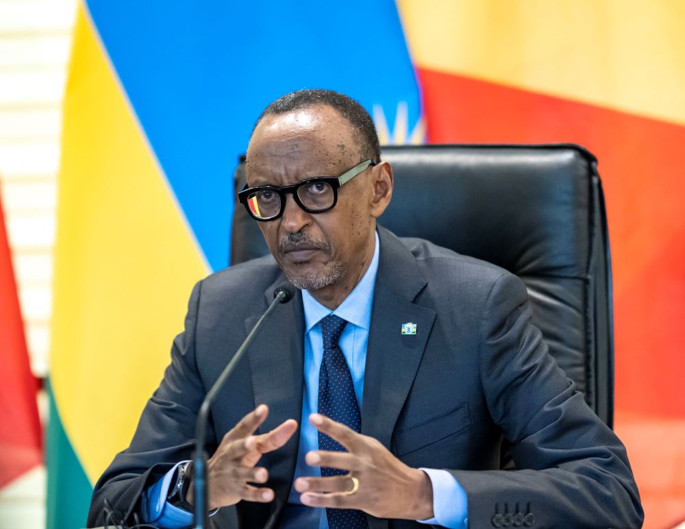 Speaking during a candid and revealing interview with new media journalist Mario Nawfal, President Kagame stated that the "good country" doesn’t deserve a leader like Tshisekedi.