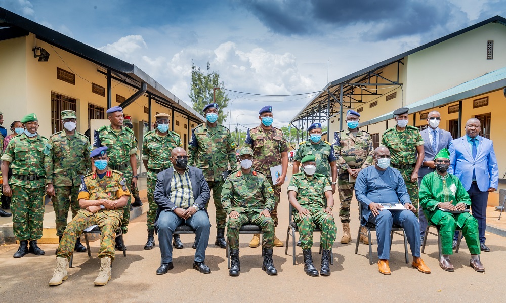 Both countries’ heads of military intelligence have been meeting at Nemba One stop border post to discuss issues of security along their common border.