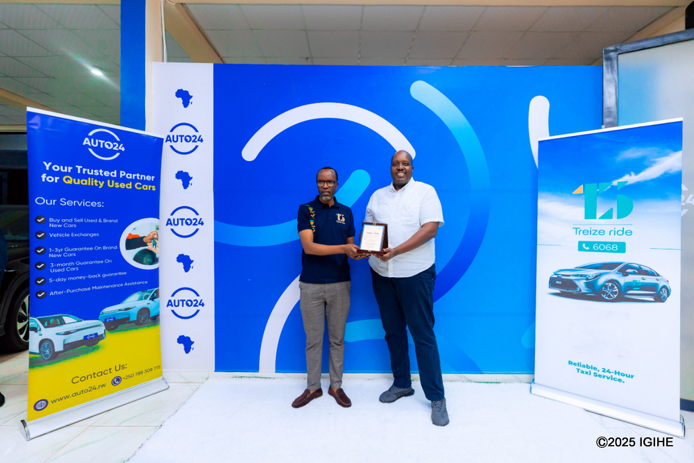 The vehicle delivery supports Rwanda’s move toward greener mobility.