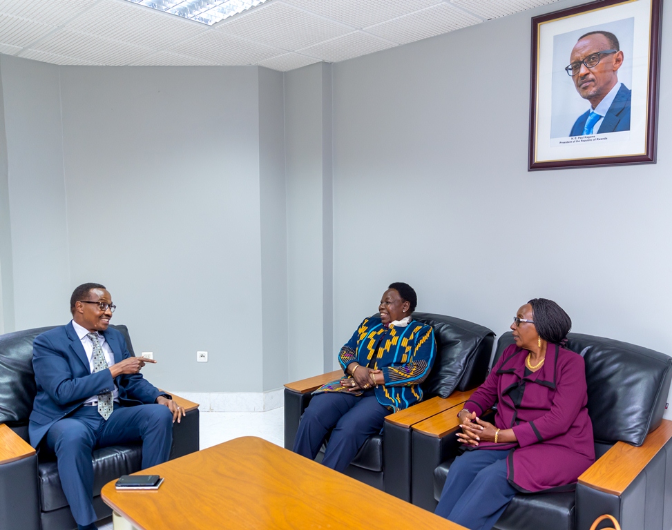 The Minister for Defense Maj. Gen Albert Murasira and his Central African Republic counterpart, Marie-Noëlle Koyara, have held discussions