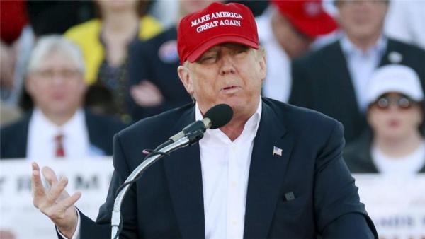 Donald Trump is expected to dominate among Republicans: he is currently polling at 37.5 percent
