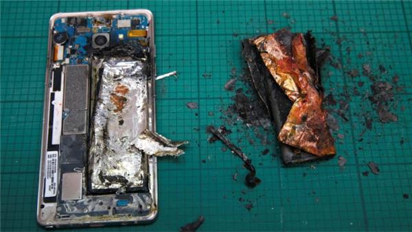 The announcement saw Samsung's share price plunge by as much as four percent