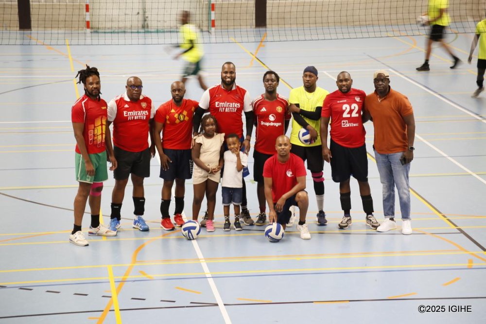 Participants of the 'Journée Sportive' also enjoyed various games, including mini-football, volleyball, and more.