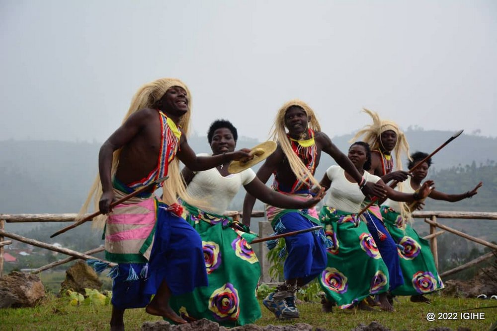 Traditional dances are performed to welcome guests.  