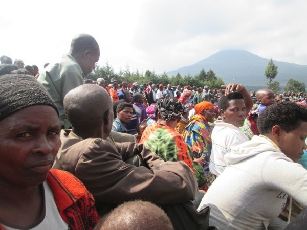 Women from Nyange sector of Musanze district have expressed worries over their husbands’ migration to Uganda for hard labor but never return.