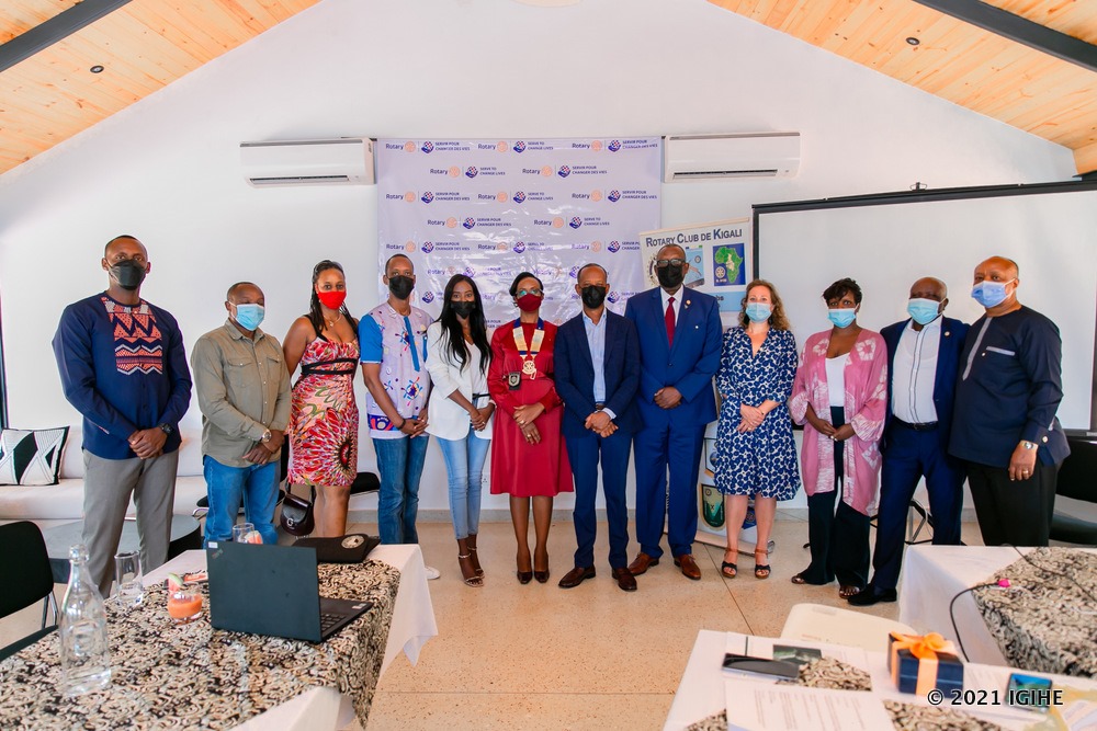 Rotary Club members positing for a photo after the handover ceremony.  