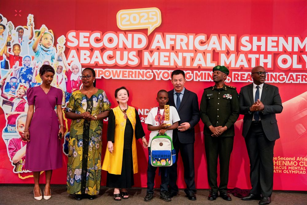 Among these bright minds, APACOPE stood out impressively, earning the coveted first place overall and securing the highest number of student awards among all participating schools.