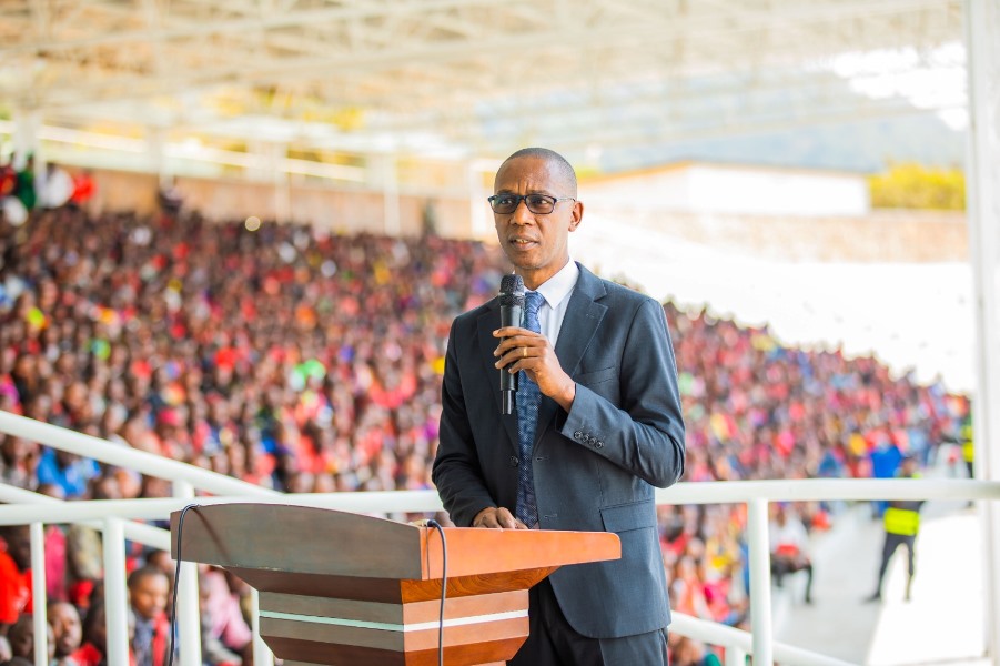 The Acting Director General of RURA, Emile Patrick Baganizi said that the recent restructuring of the taxi-moto operators’ cooperatives, which were trimmed to five in City of Kigali was meant to streamline the moto transport services.
