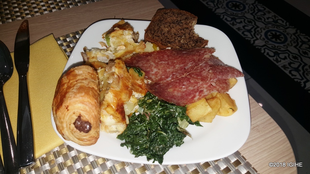 The food provided at the Hotel is a mix of mouthwatering and delicious displays