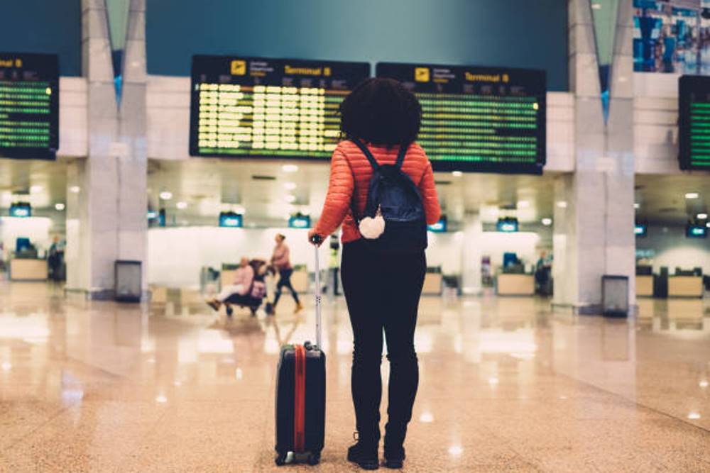 Many young people express their desire to leave their country to study abroad expecting different benefits. Net Photo  