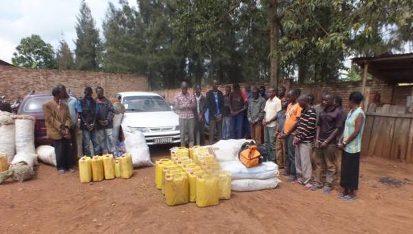 Arrested culprits along with impounded drugs displayed in Kayonza district