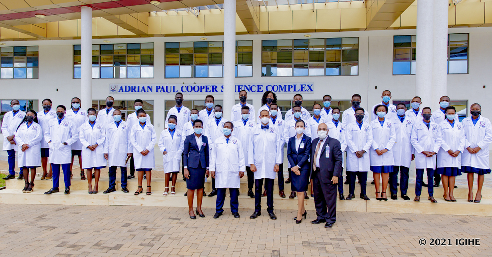 Students have pledged to uphold a high standard of professionalism to contribute to the development of the health sector.