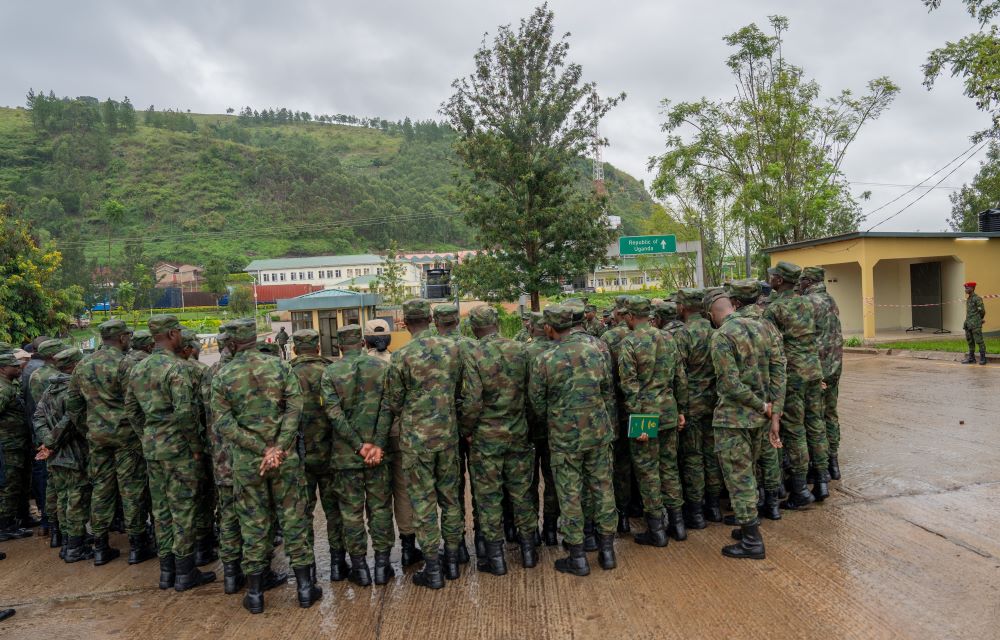 The tour began at the Kagitumba border post