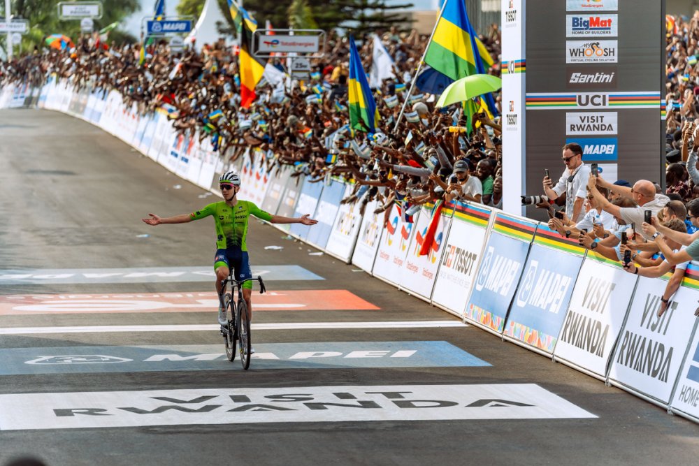 Throughout the race, flags waved, drums echoed, and chants carried across the streets in Kigali.