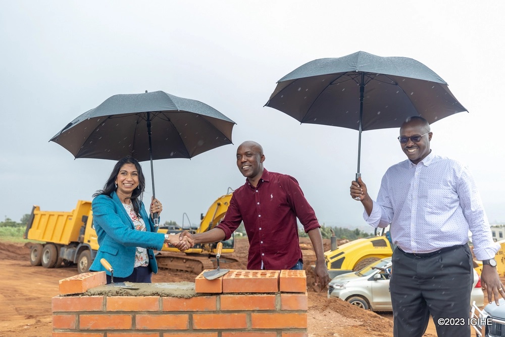 Over 500 housing units will be built in the first phase. 