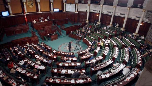 Tunisia's politicians accuse president of nepotism for promoting a relative to be prime minister