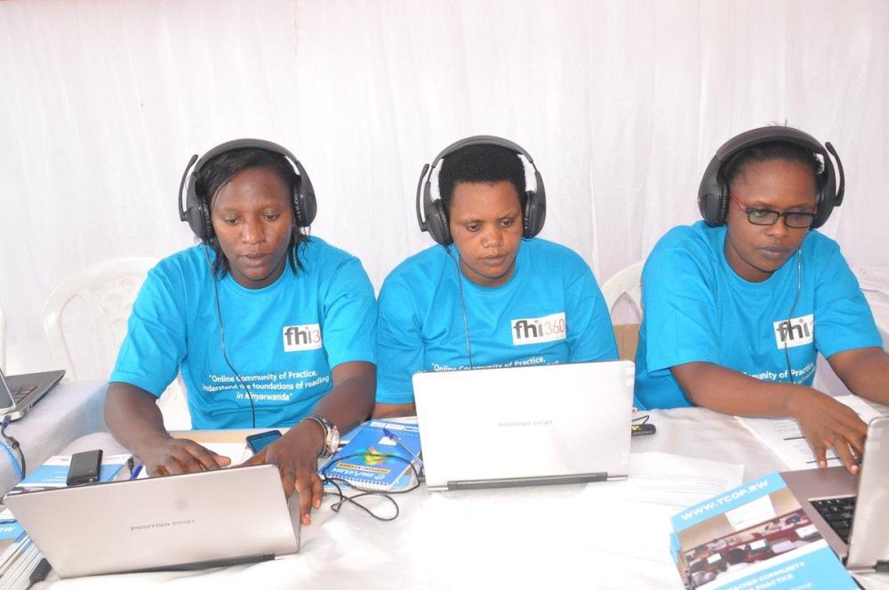 Teachers during a mentorship session