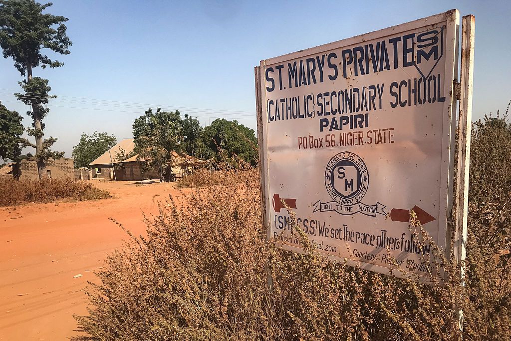 Nigeria has confirmed the release of remaining abducted schoolchildren in central state.