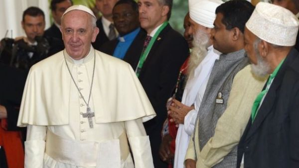 Pope Francis is set to visit the Central African Republic (CAR), which has been hit by Christian-Muslim conflict