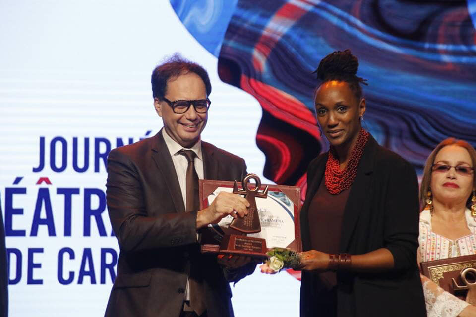 Rwandan actress Carole Karemera, the artistic director of Ishyo Arts Centre has received artistic award in Tunisia