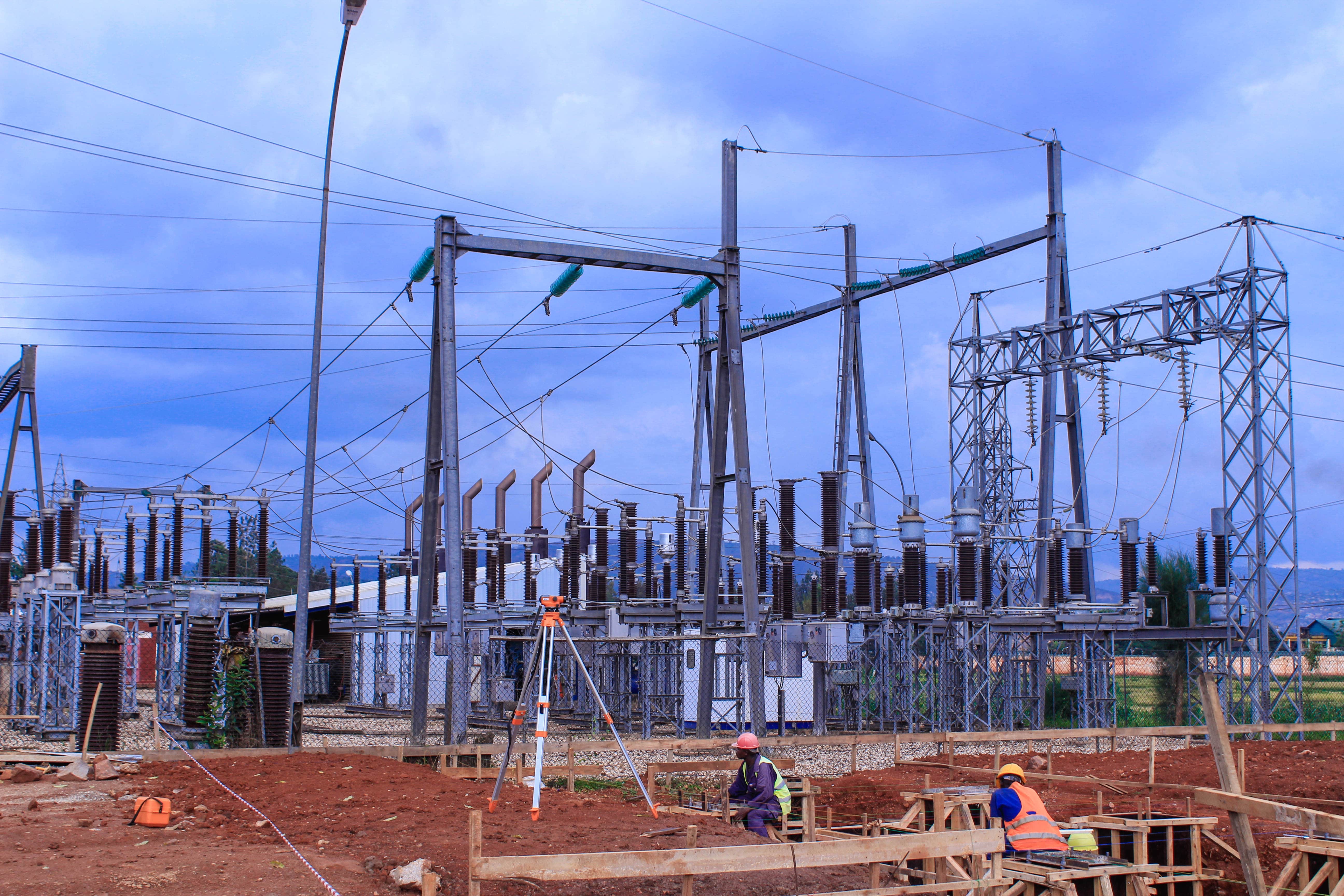 Energicotel PLC (ECTL), Rwanda’s independent power producer and engineering consulting firm, has successfully raised Frw 2 billion through a corporate bond that was oversubscribed by 145%, underscoring growing investor confidence in the country’s energy sector.