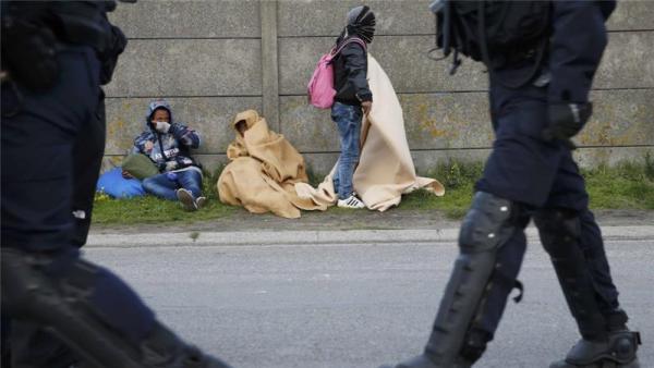 More than 6,000 refugees and migrants have been evacuated from the Calais Jungle