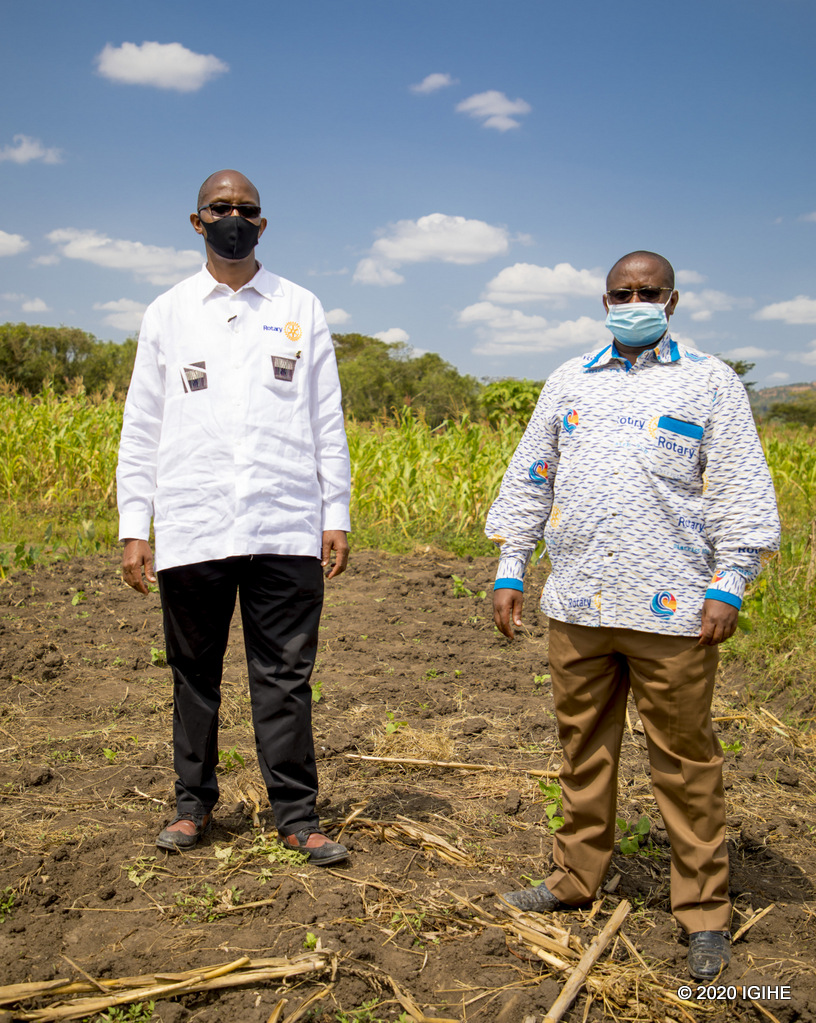Gérard Handika, the president of Rotary Club Kigali Mont Jali said that they assisted KOTINGOZA Cooperative through a project to support farmers' cooperatives .