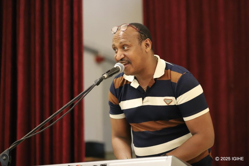 Innocent Uwineza performed commemoration songs