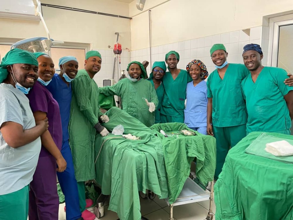 Doctors at the University Teaching Hospital of Kigali (CHUK) have successfully performed an intrauterine fetal blood transfusion, a first for Rwanda.