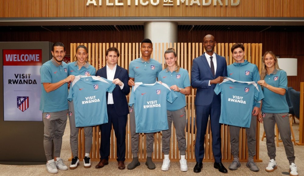 The multi-year agreement designates Visit Rwanda as a Premium Partner, with prominent branding on the men’s first team training and warm-up kits for the remaining five LaLiga matches and during the Club World Cup. 