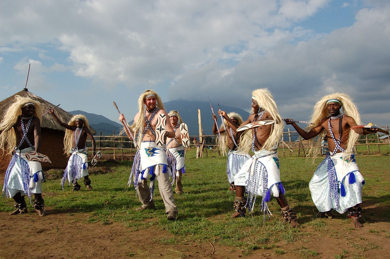 Iby'iwacu Cultural Village offers visitors a unique opportunity to immerse themselves in Rwandan culture and traditions.