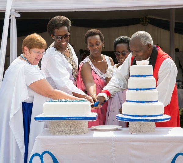 Madam Jeannette Kagame and the president of International Mothers' Union, Lynne Tembey (on the left); the Minister of Gender and Family Promotion, Dr. Diane Gashumba (the third from left); the Mothers’ Union Chairperson in Rwanda, Josephine Rwaje (the second from right) and Rev. Onesphore Rwaje, the Archbishop of Anglican church in Rwanda on the right in a ceremony of celebrating the anniversary of Mothethes’ union held in Kibagabaga sector ,Gasabo district of Kigali city yesterday. 