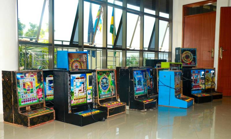The seven suspects are connected to the same ring behind series of slot machines theft in different parts of the country.