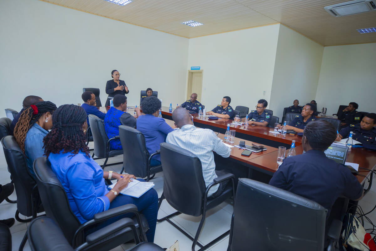 Minister Uwamariya emphasized the importance of the Centre to create impact in gender and child abuse related matters.