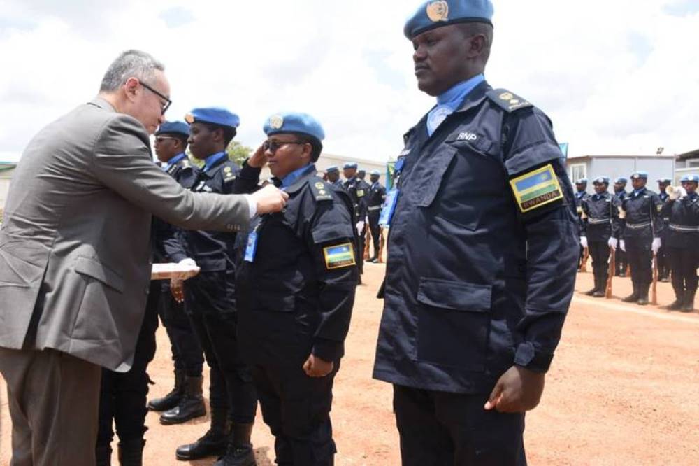 UN has decorated Rwandan Police officers in South Sudan with service medal. 