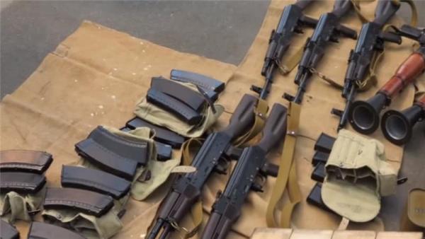 The man managed to obtain 125kg of TNT, five assault rifles, two anti-tank grenade launchers and ammunition