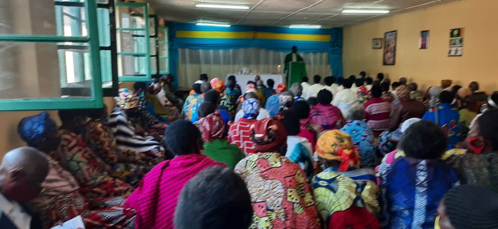 The Cathedral parishes of Ruhengeri in Musanze District risks being closed after priests were found holding services contrary to the standard COVID-19 prevention guidelines.