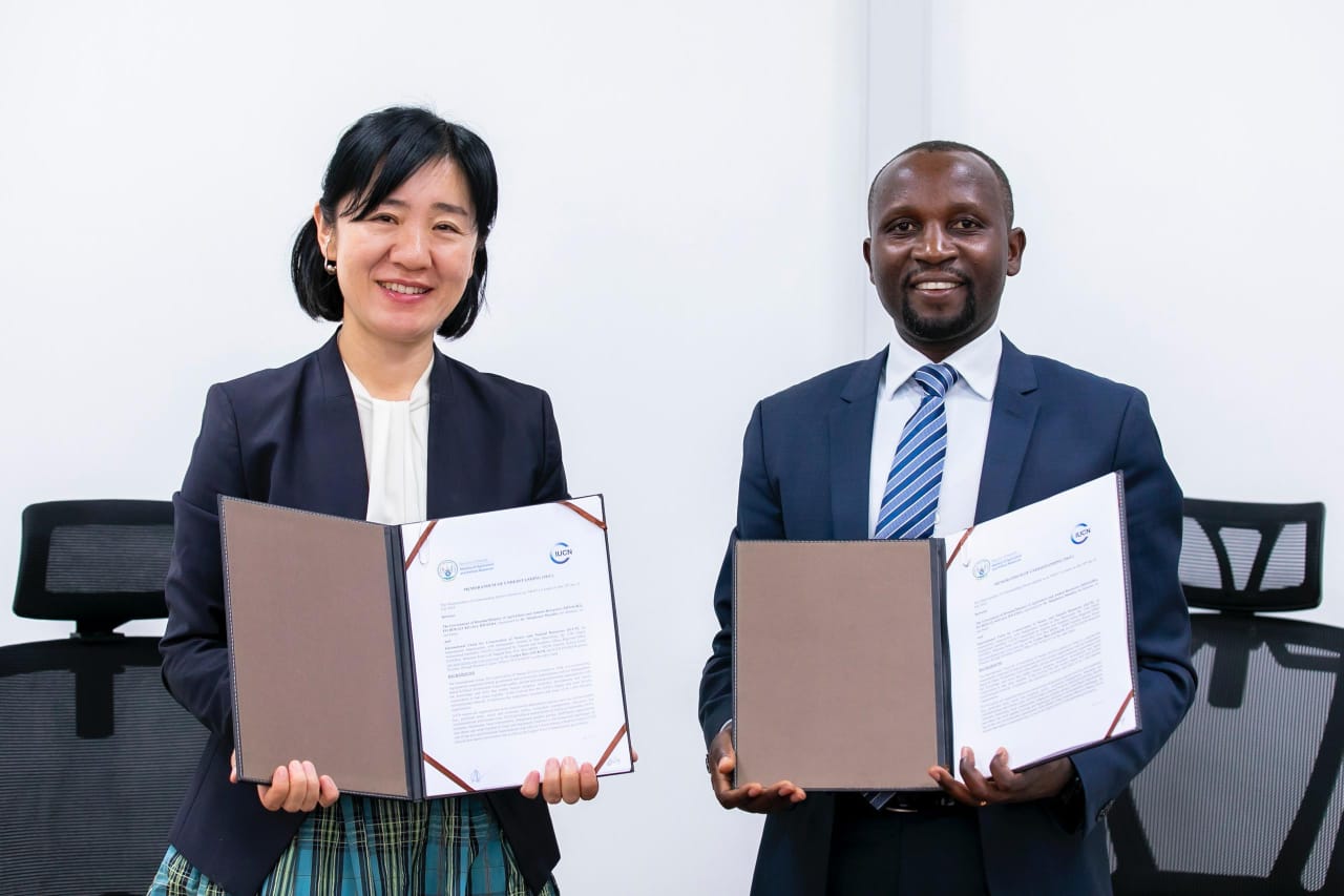 Dr. Ildephonse Musafiri, the Minister of Agriculture and Animal Resources and Ms. Kaori Yasuda, the IUCN-Rwanda Country Representative signed the agreement on behalf of their respective institutions.